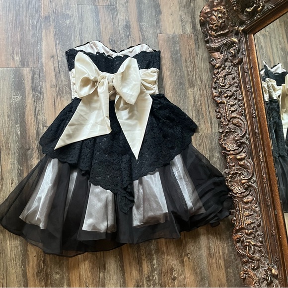 Betsy Johnson Party Dress Mini Strapless Bow Tulle sz 6 - Picture 9 of 14
